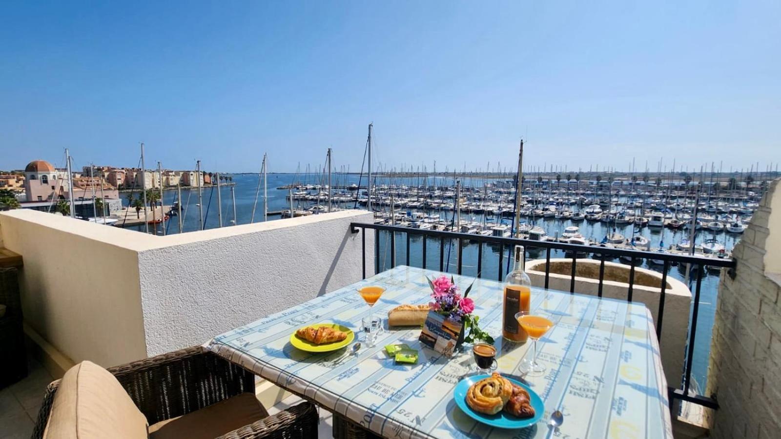 L'Eden - Vue Magnifique Sur Le Port, Les Chalets & La Mer - Грюїссан Екстер'єр фото